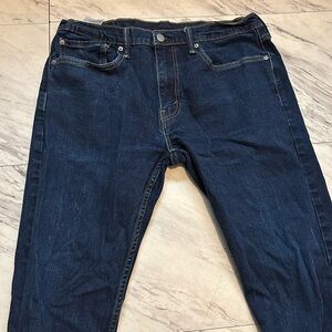 Dark blue men’s Levi jeans